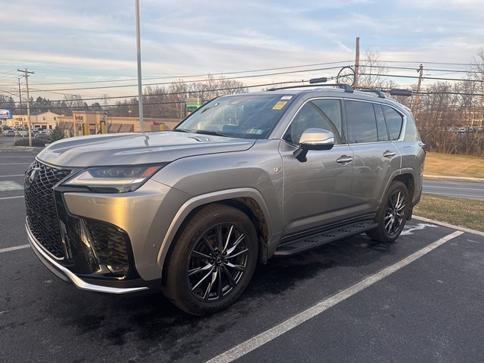 2025 Lexus LX F-Sport's photo