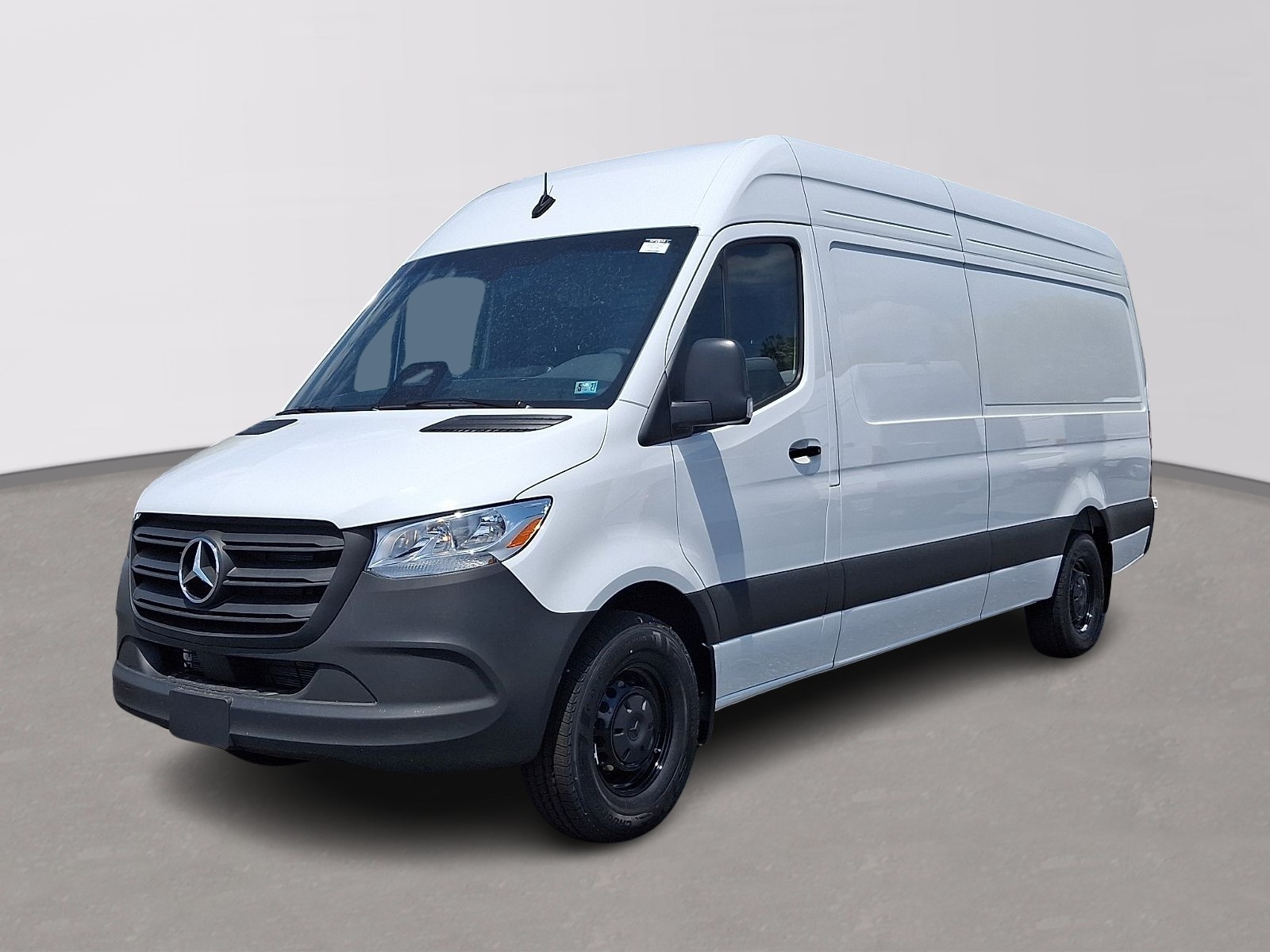 2026 Mercedes-Benz Sprinter 2500 170 WB High Roof's photo