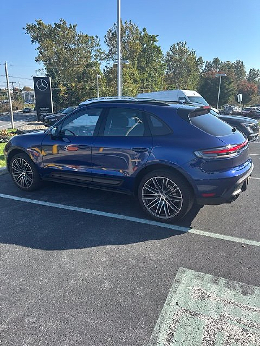 Used 2024 Porsche Macan T SUV