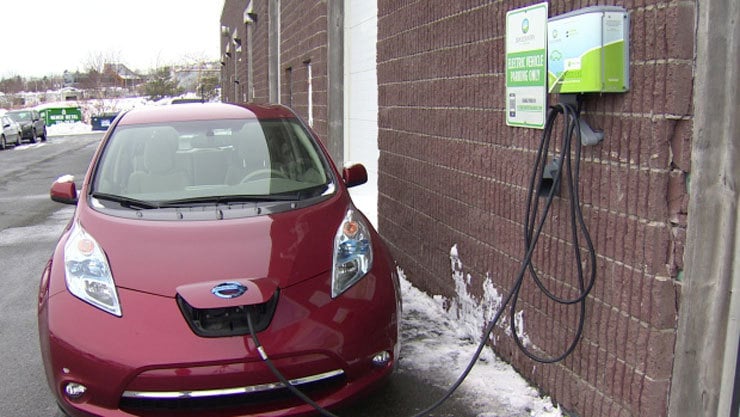 Electric car buyers get $5K rebate under new B.C. government incentive