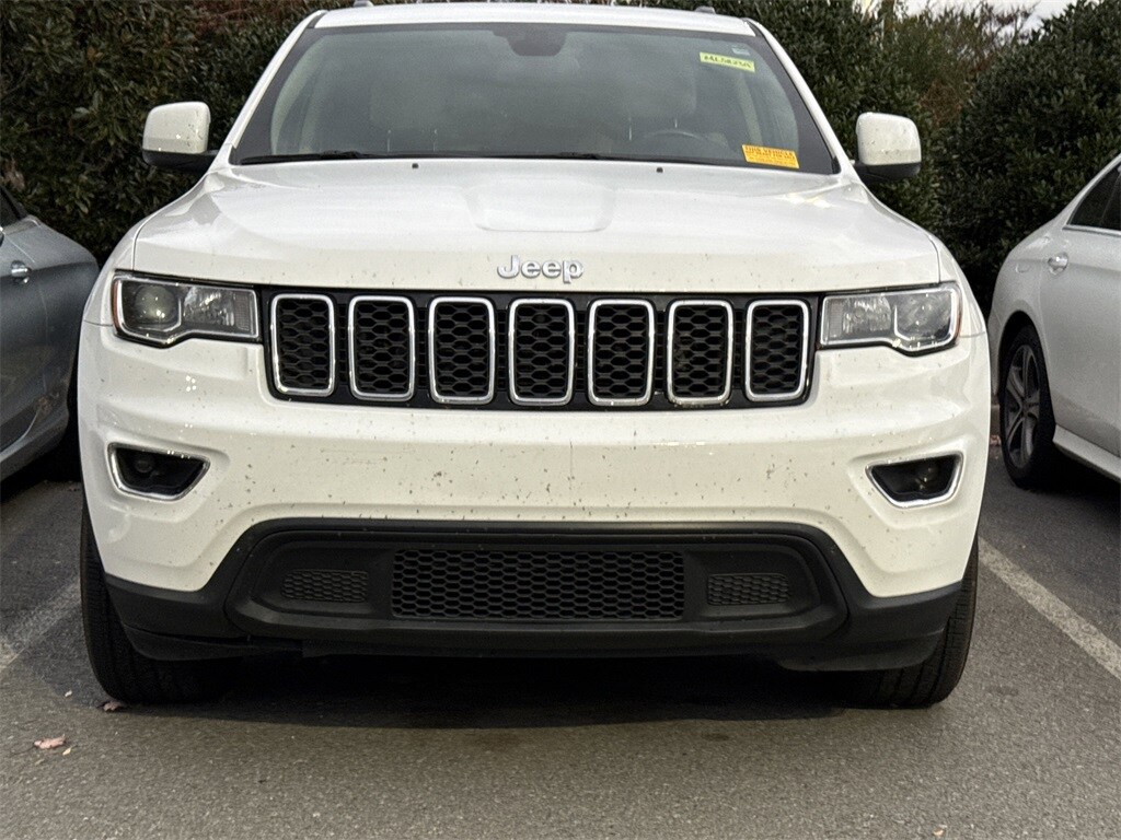 2021 Jeep Grand Cherokee Laredo E photo 2