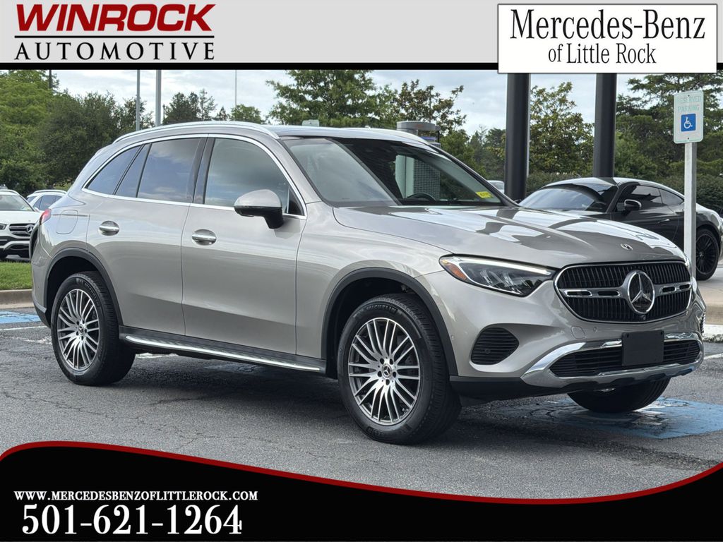 2023 Mercedes-Benz GLC GLC 300 4MATIC's photo
