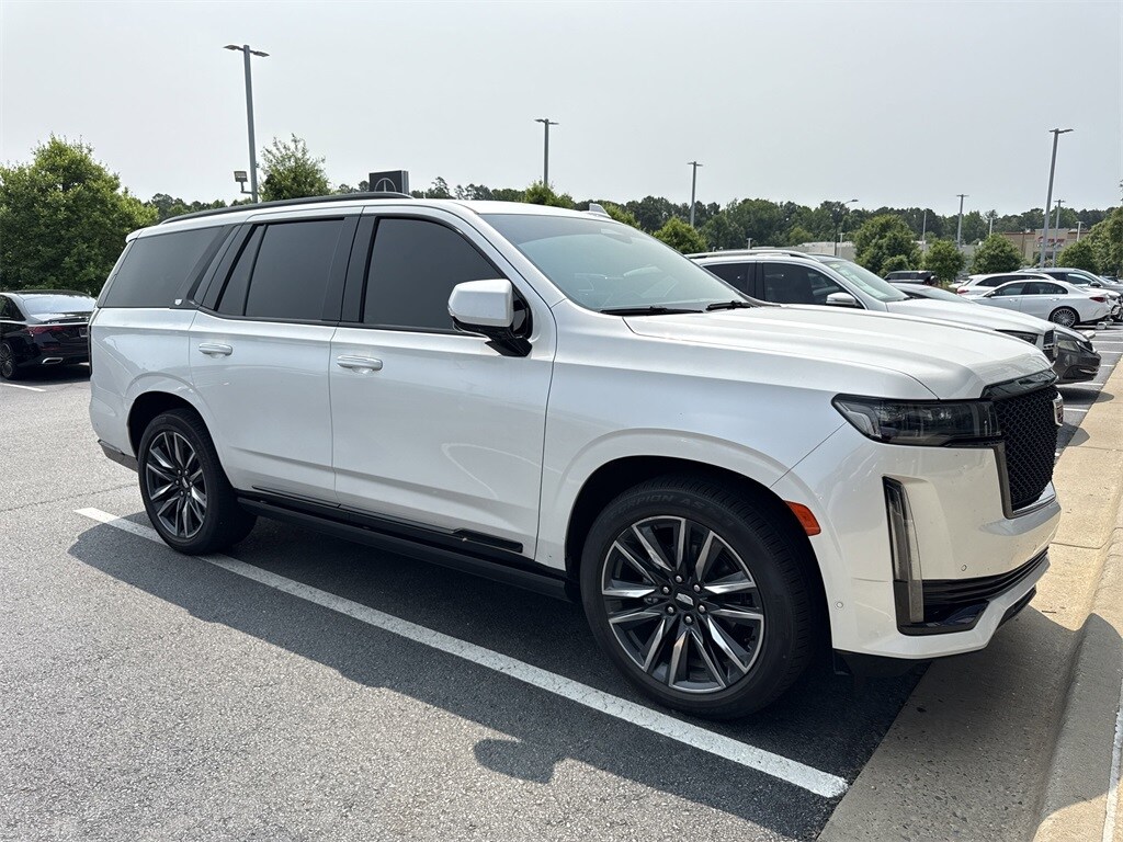 2021 Cadillac Escalade Sport photo 3