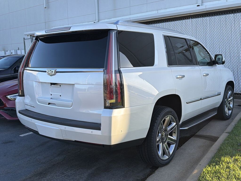 Used 2017 Cadillac Escalade Luxury SUV