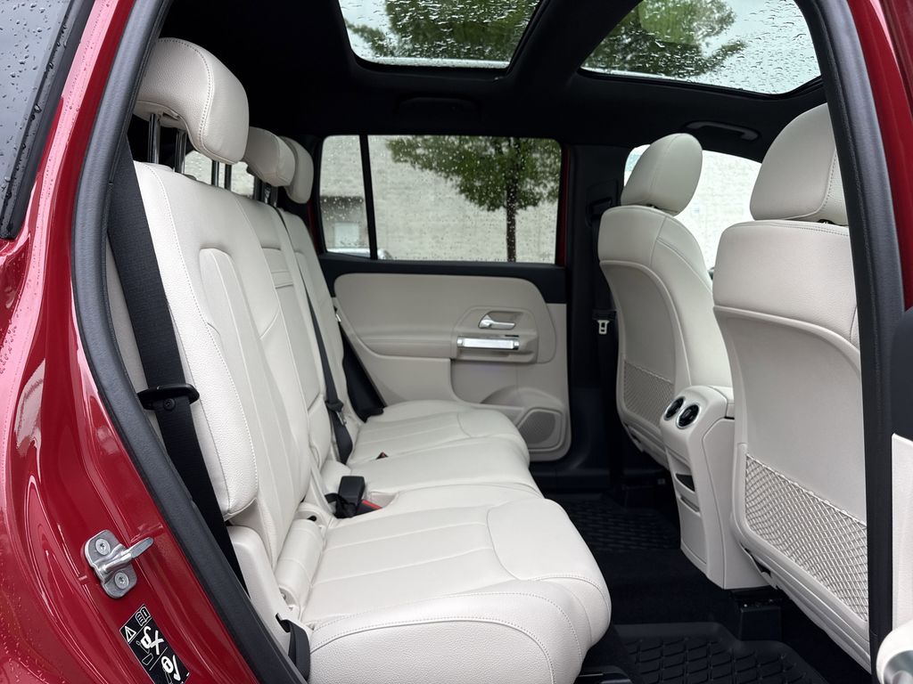 2025 Mercedes-Benz GLB Base - Photo 17