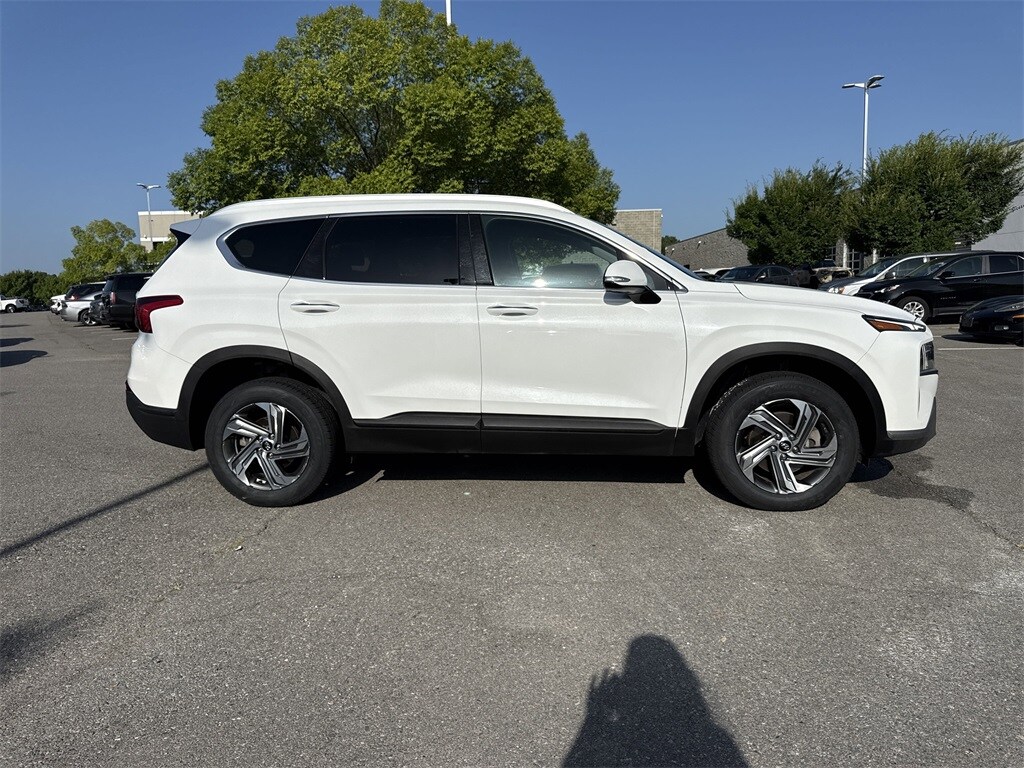 2023 Hyundai Santa Fe SEL photo 2