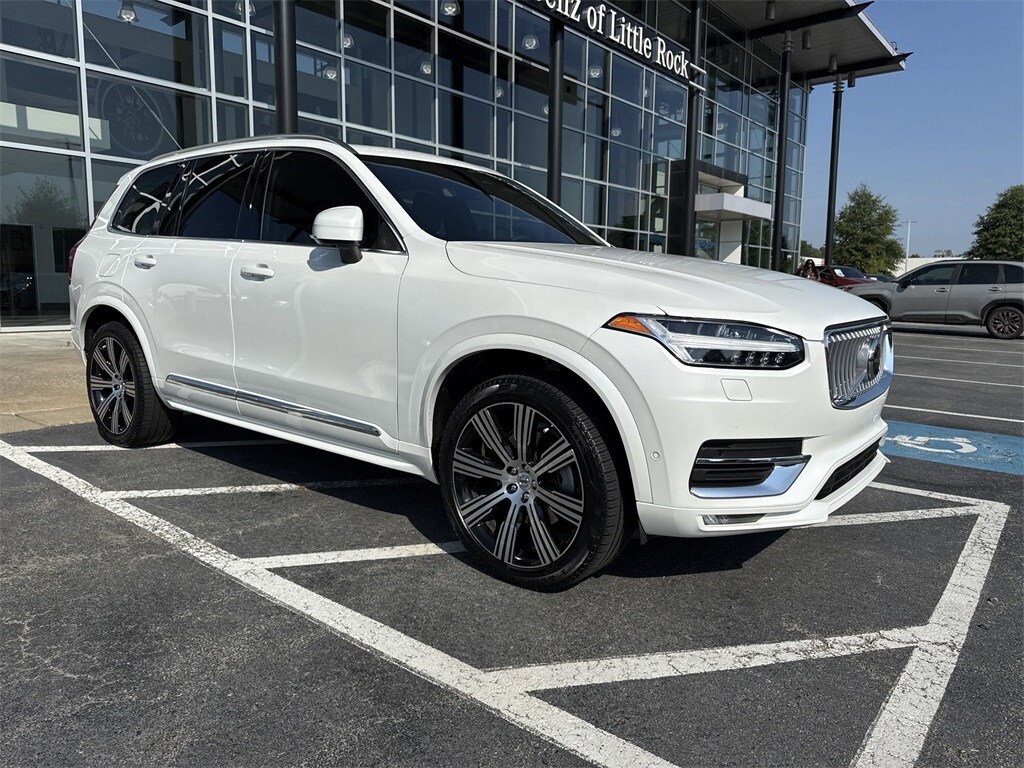 2023 Volvo XC90 Ultimate photo 3