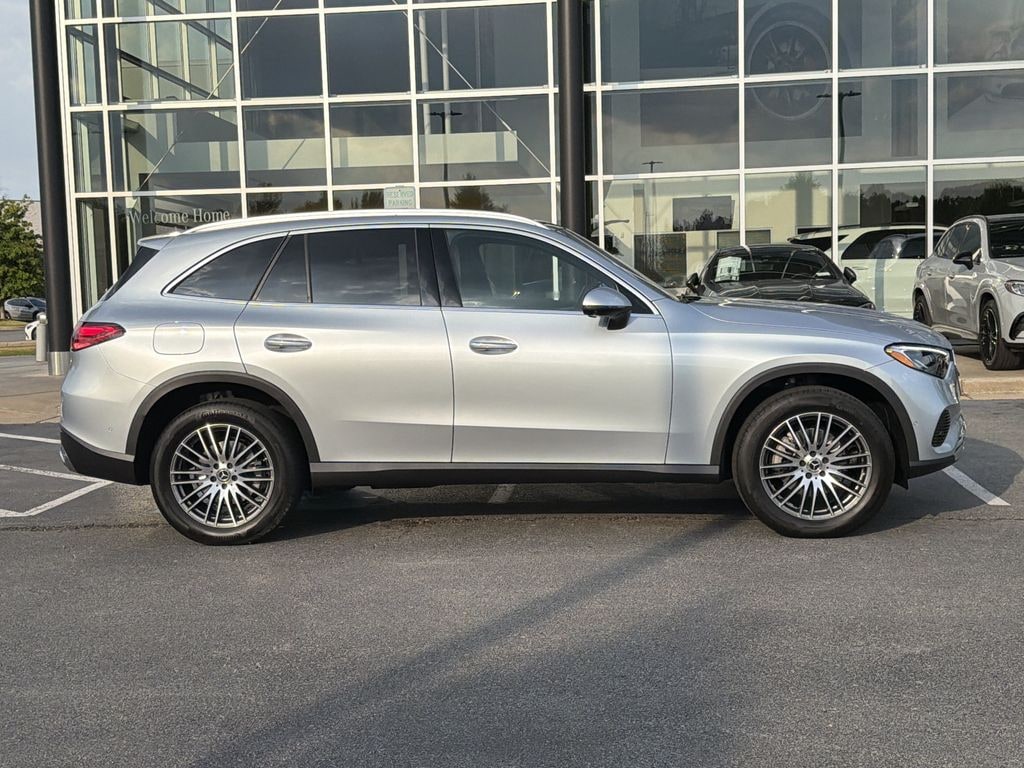 New 2027 Mercedes-Benz GLC 300 Base Truck