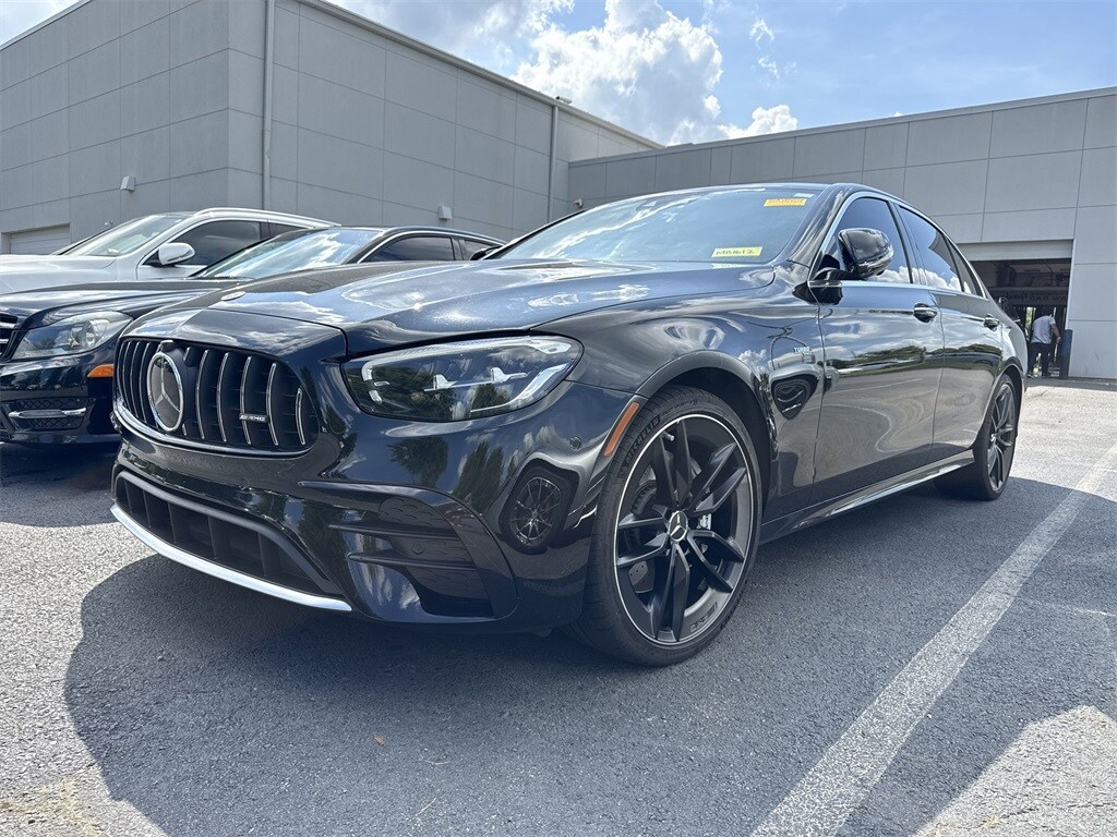 2022 Mercedes Benz E 53 AMG Sedan photo 3