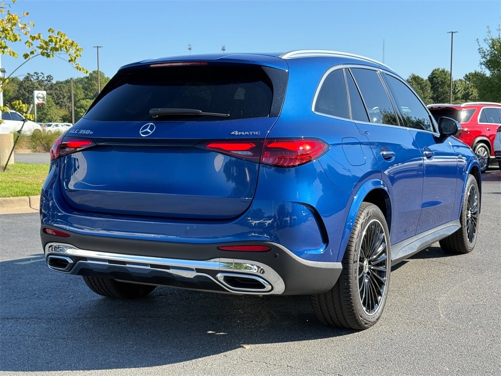 2025 Mercedes Benz GLC 350e 4MATIC photo 3