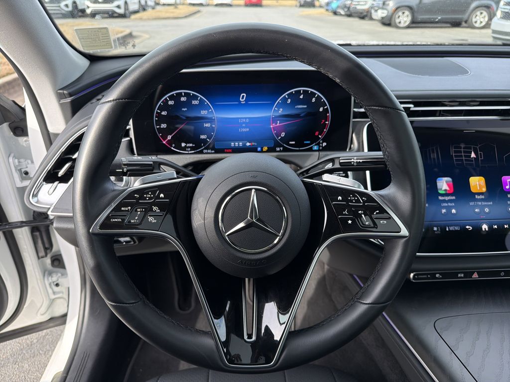 2025 Mercedes-Benz E-Class E350 - Photo 25