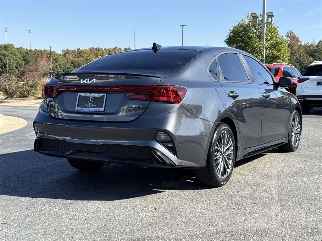 2024 Kia Forte GT-Line photo 3