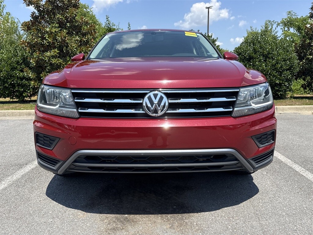 2019 Volkswagen Tiguan SE photo 2