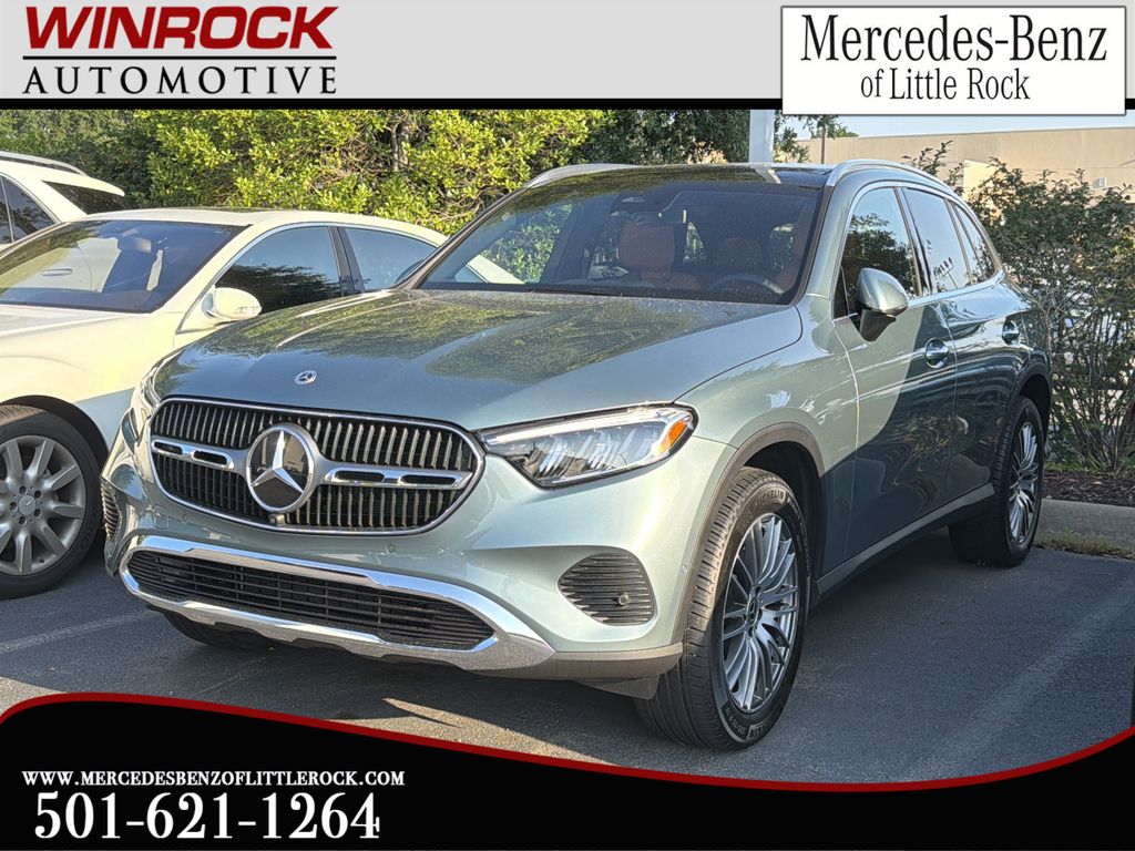 2026 Mercedes-Benz GLC GLC 300 4MATIC's photo