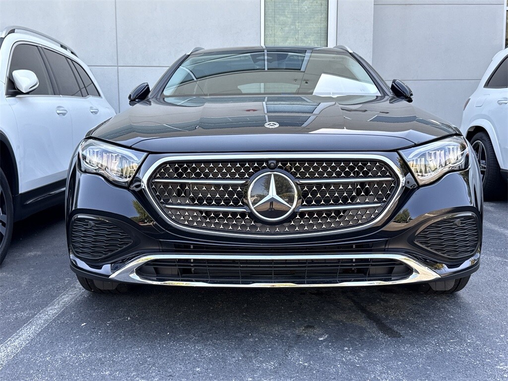 2025 Mercedes Benz E 450 4MATIC All-Terrain Wagon photo 2