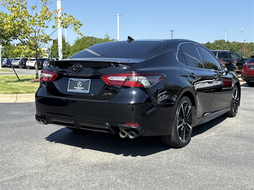 2020 Toyota Camry XSE photo 3