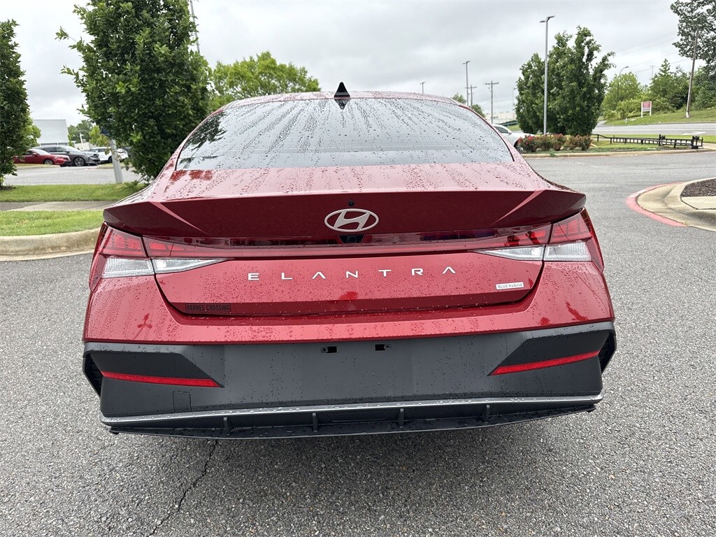 2024 Hyundai Elantra Hybrid Blue photo 3