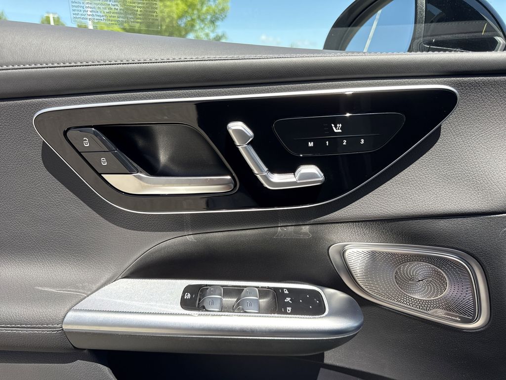 2025 Mercedes-Benz GLC Base - Photo 24