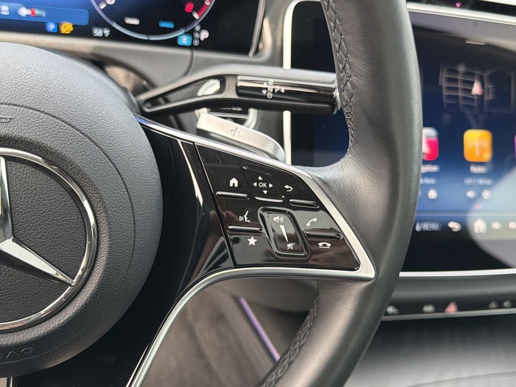 2025 Mercedes-Benz E-Class E350 - Photo 27