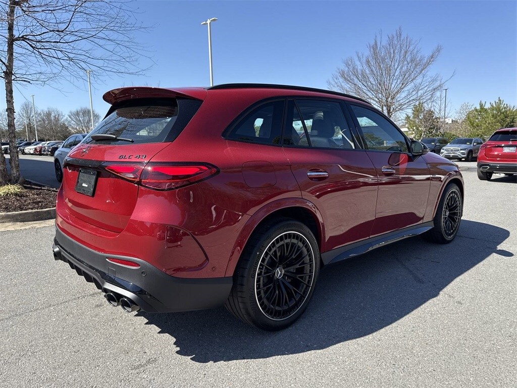 2025 Mercedes Benz GLC AMG 43 4MATIC photo 3