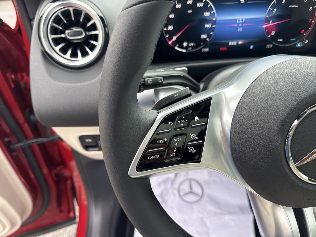 2025 Mercedes-Benz GLB Base - Photo 26
