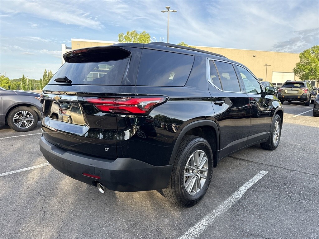 2022 Chevrolet Traverse Cloth 1LT photo 3