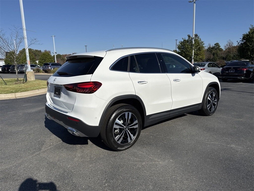 2025 Mercedes Benz GLA 250 photo 3