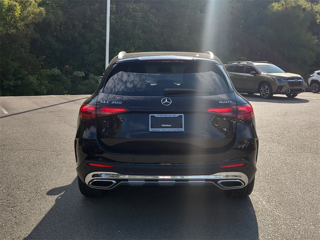 2026 Mercedes Benz GLC 300 4MATIC photo 4