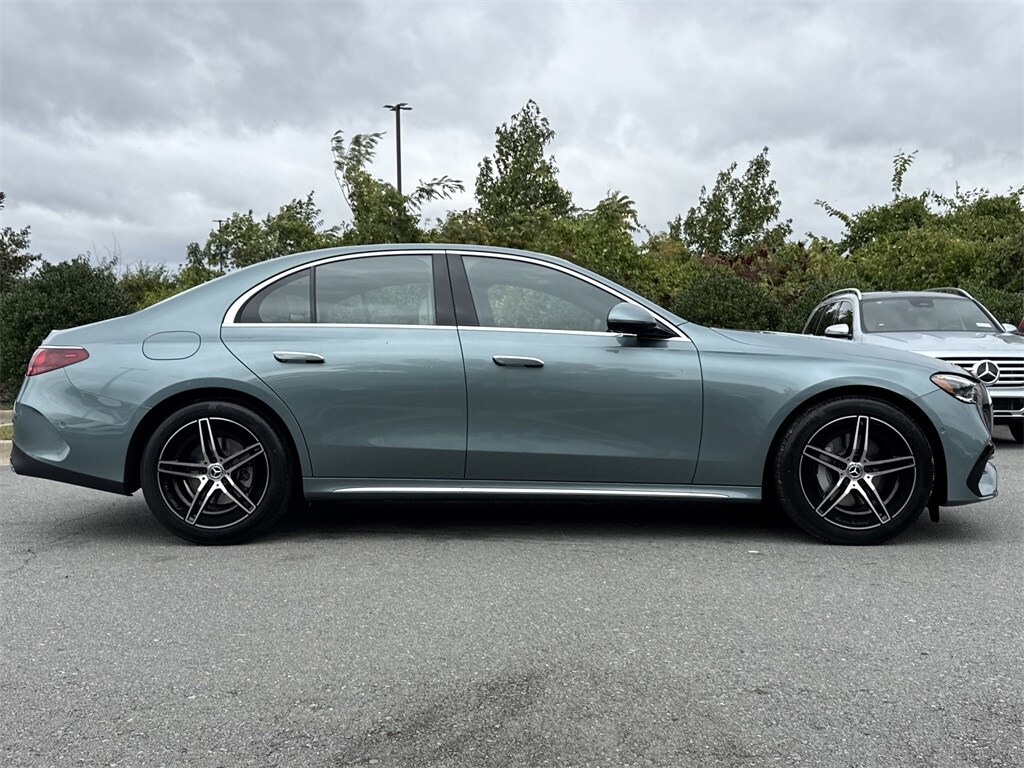 2026 Mercedes Benz E 350 4MATIC photo 2