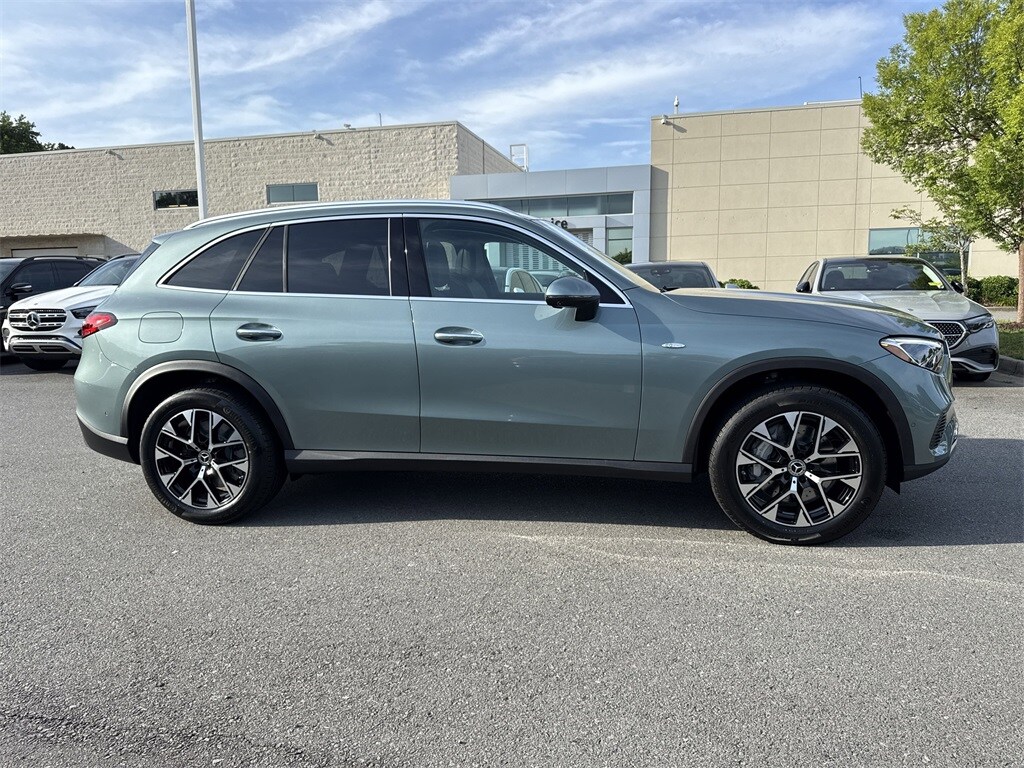 2025 Mercedes Benz GLC 350e 4MATIC photo 2