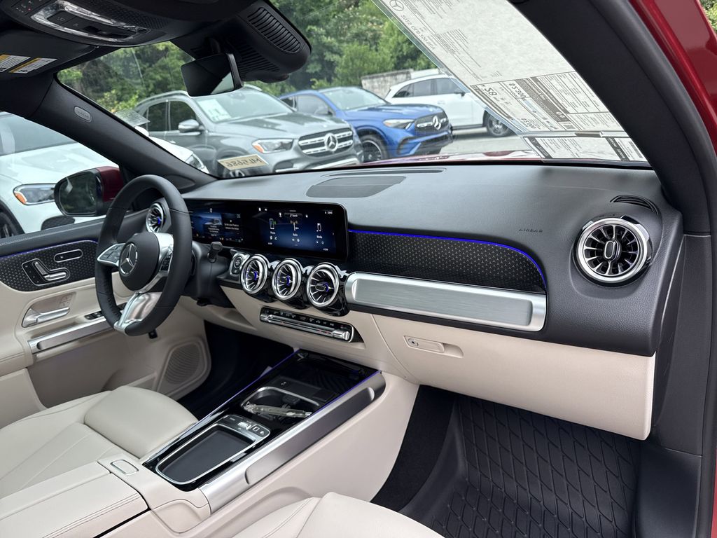2025 Mercedes-Benz GLB Base - Photo 21