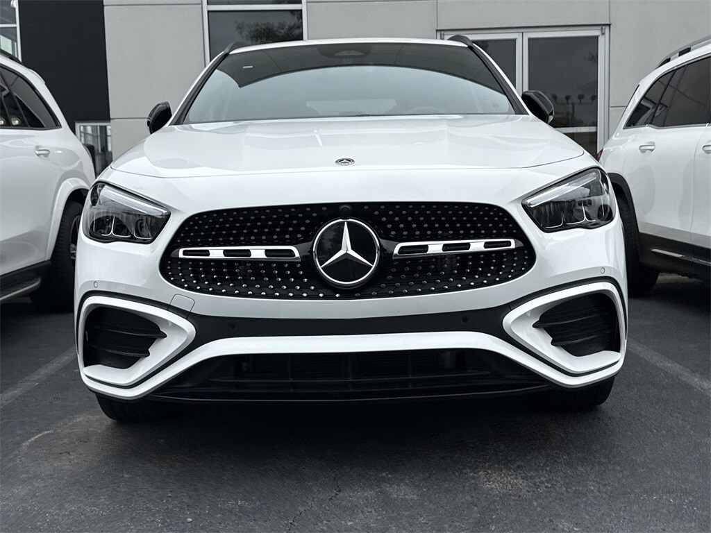 2025 Mercedes Benz GLA 250 photo 2