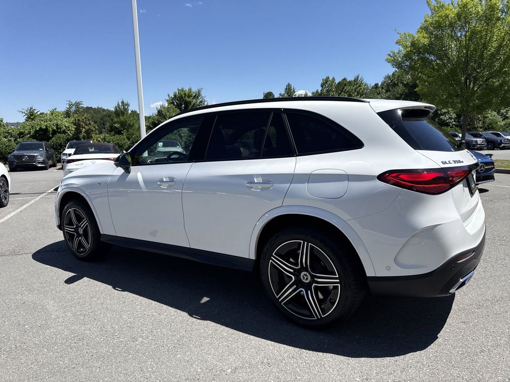 2025 Mercedes-Benz GLC Base - Photo 5