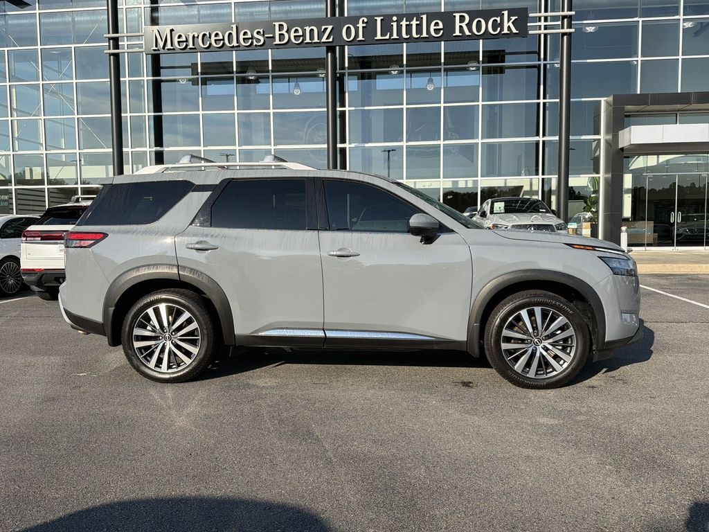 Used 2022 Nissan Pathfinder Platinum SUV