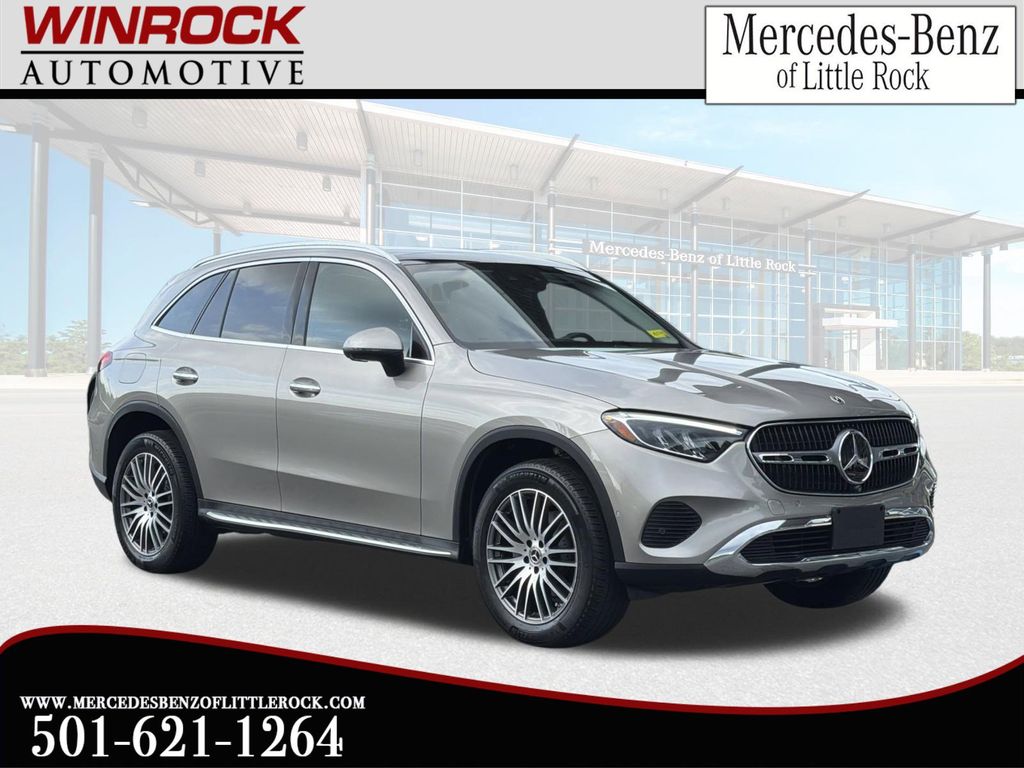 2023 Mercedes-Benz GLC GLC 300 4MATIC's photo