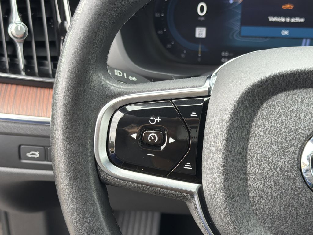 2023 Volvo XC60 Plus - Photo 26