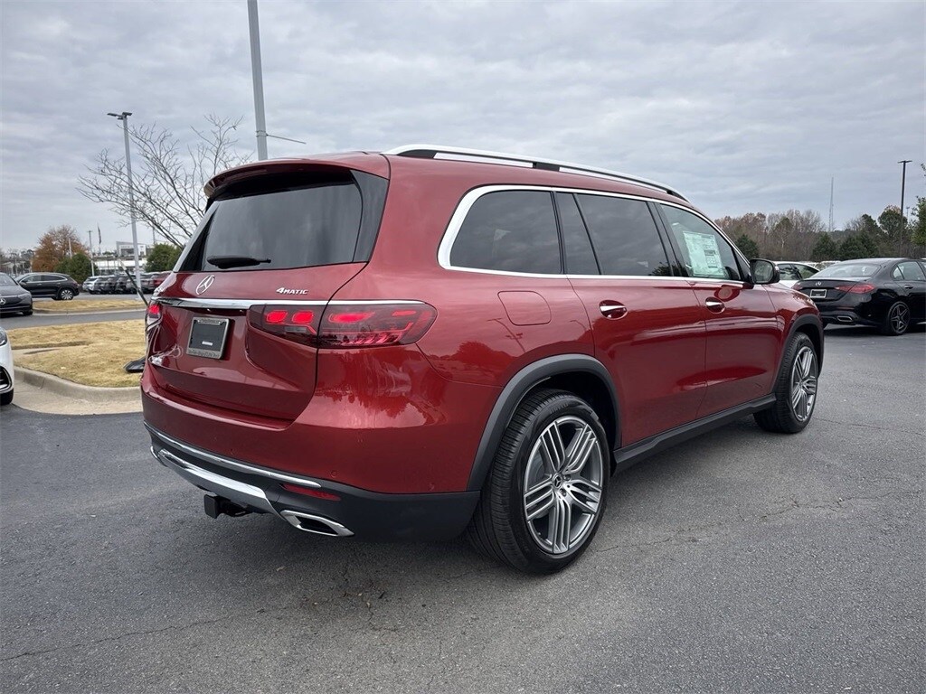 2025 Mercedes Benz GLS 450 4MATIC photo 3