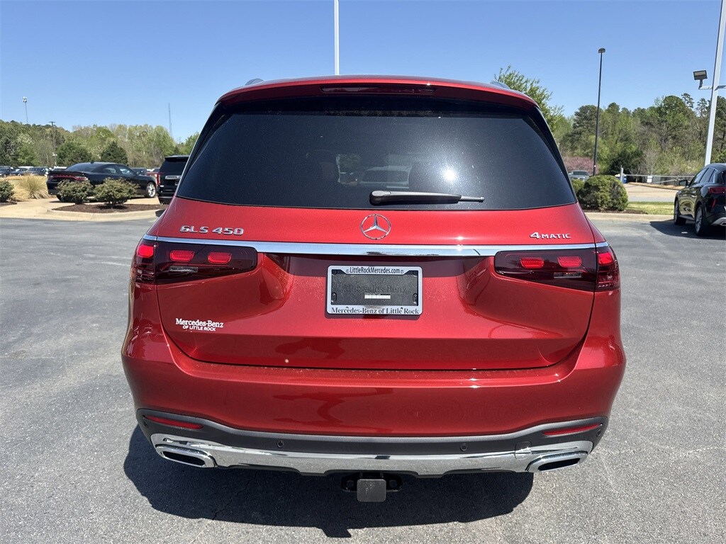 2025 Mercedes Benz GLS 450 4MATIC photo 4