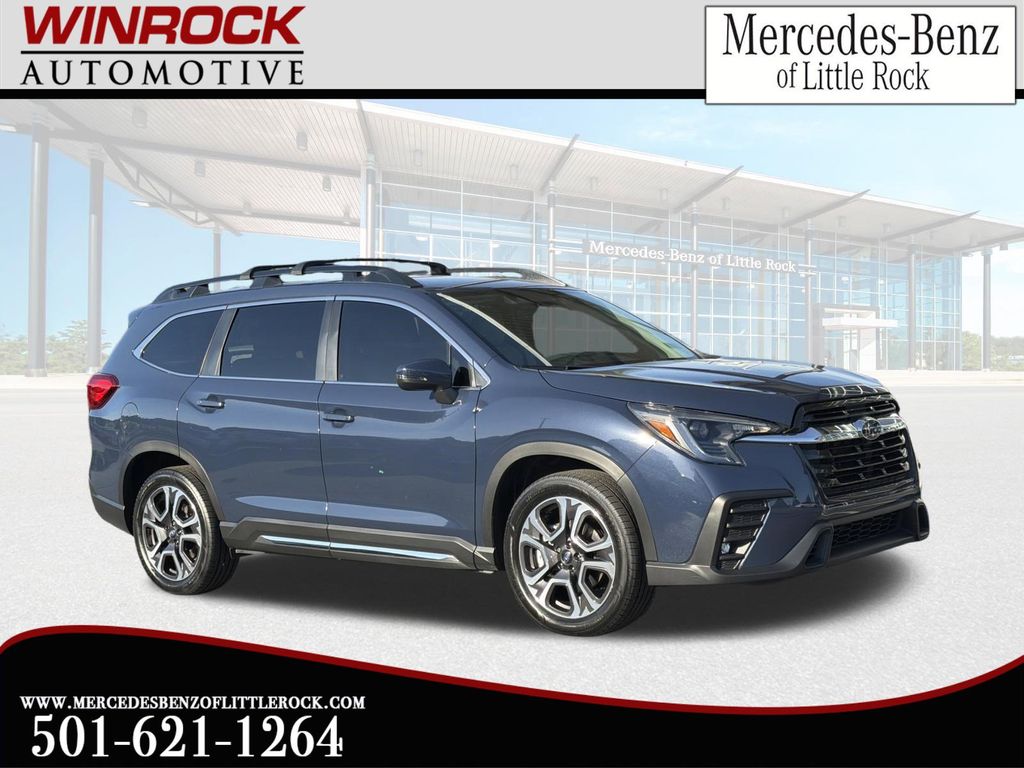 2023 Subaru Ascent Limited 8 Passenger's photo