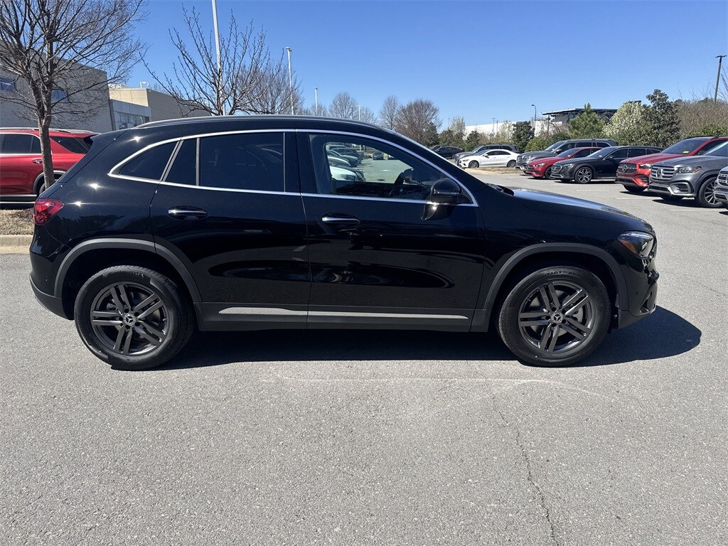 2025 Mercedes Benz GLA 250 4MATIC photo 2