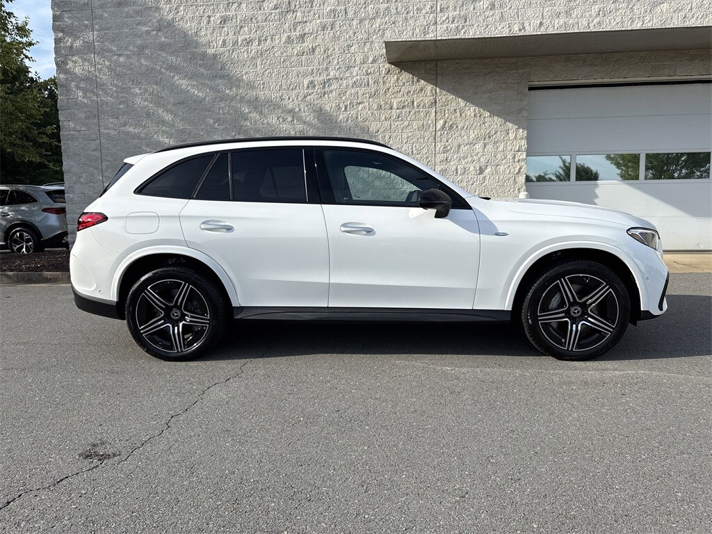 2025 Mercedes Benz GLC 350e 4MATIC photo 2