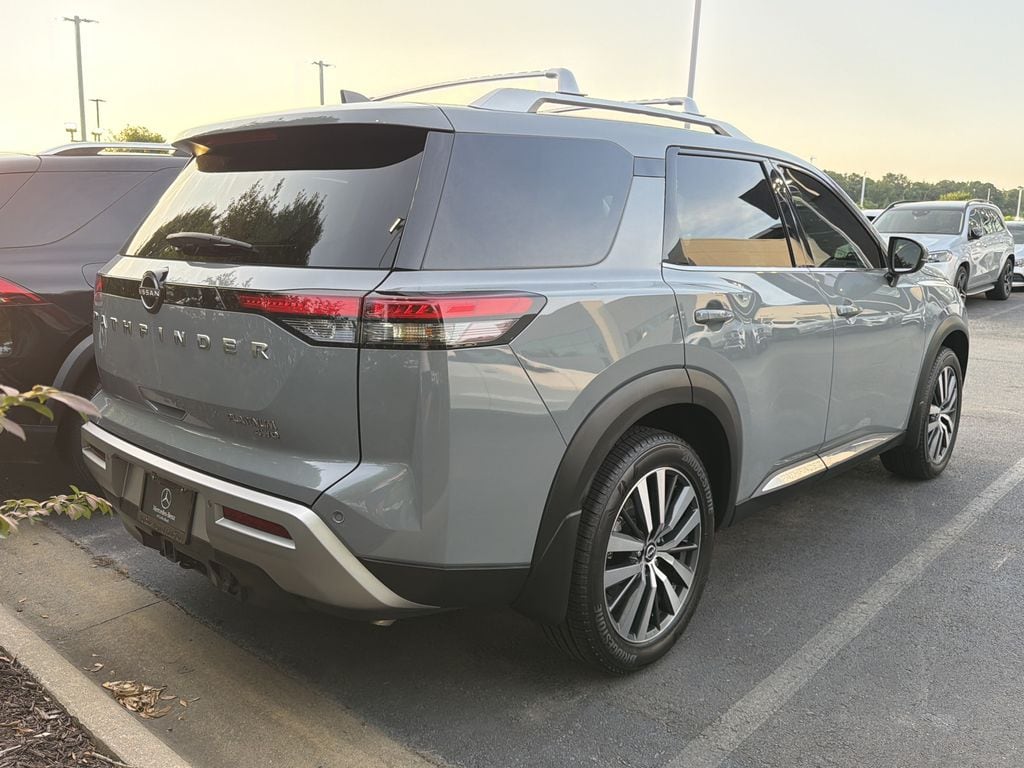 Used 2022 Nissan Pathfinder Platinum SUV
