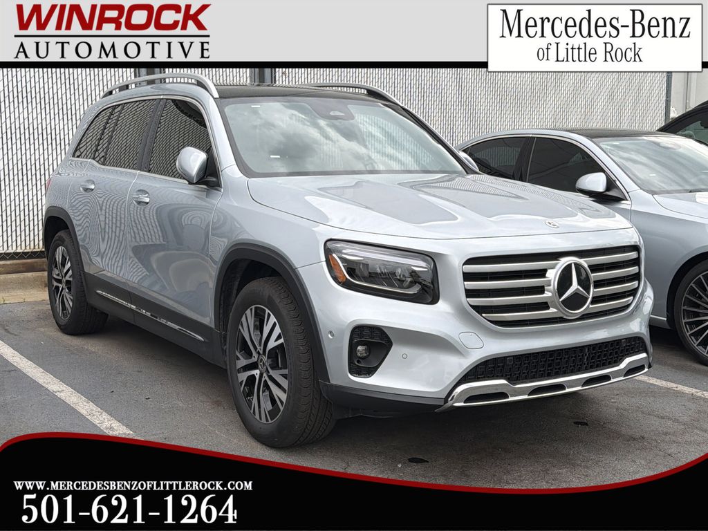2026 Mercedes-Benz GLB GLB 250 4MATIC's photo