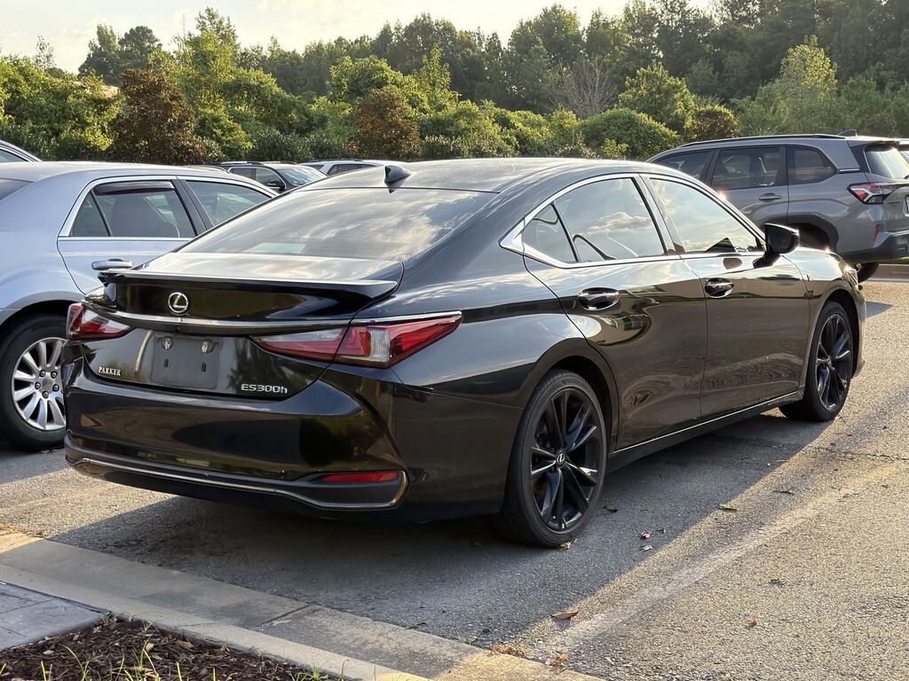 Used 2023 Lexus ES 300h Sedan