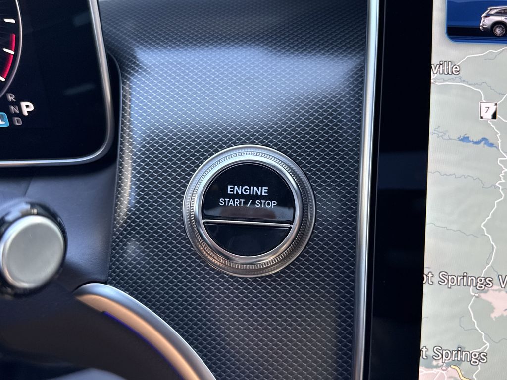 2025 Mercedes-Benz GLC Base - Photo 30