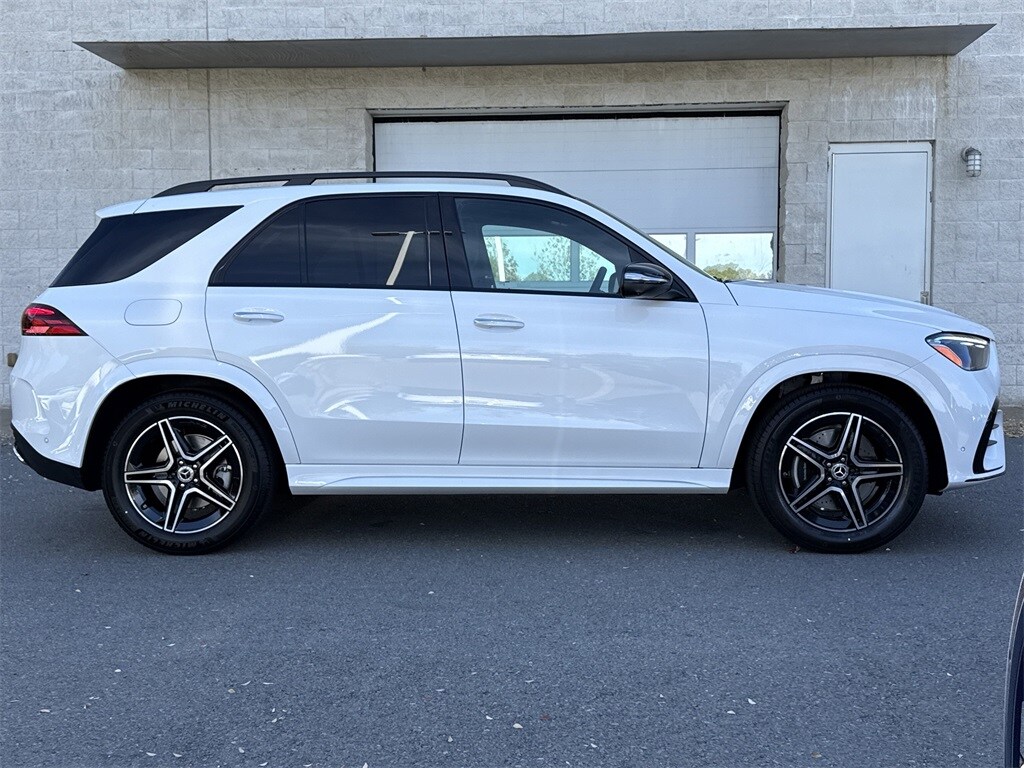 2026 Mercedes Benz GLE 350 4MATIC photo 2
