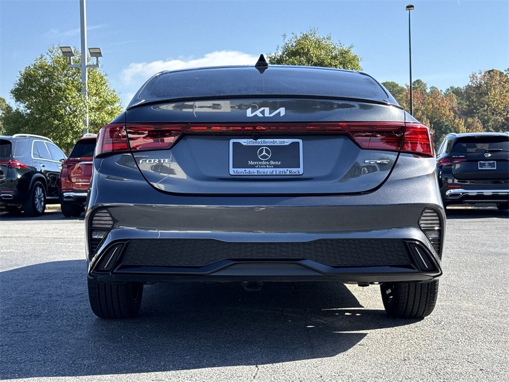 2024 Kia Forte GT-Line photo 4