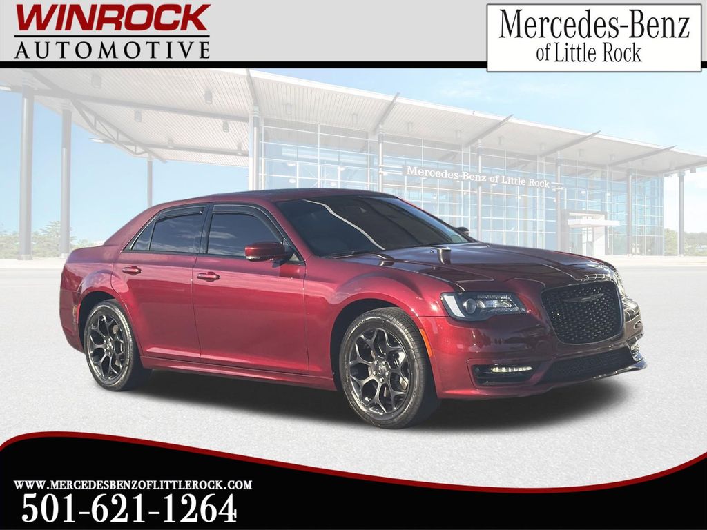 2023 Chrysler 300 Touring L AWD's photo