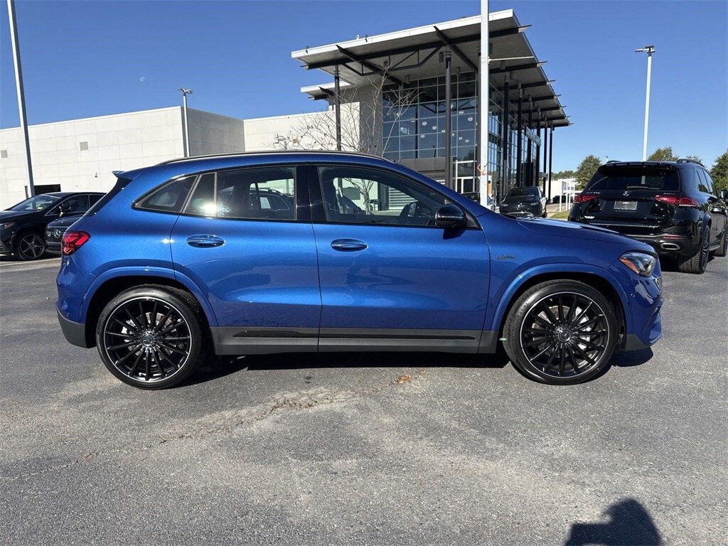 2025 Mercedes Benz GLA AMG 35 4MATIC photo 2