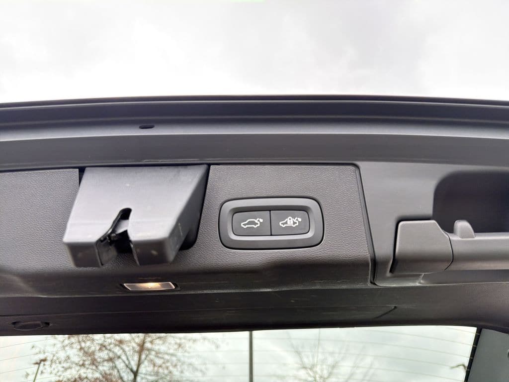 2023 Volvo XC60 Plus - Photo 15